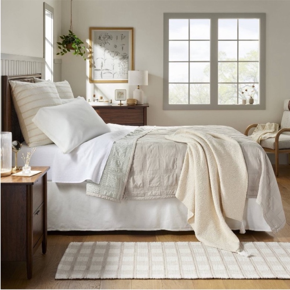Hearth & Hand King Stitched Windowpane Quilt, Taupe/Green/Cream